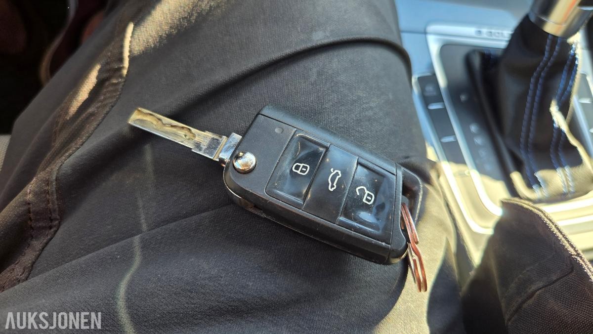 2015 Volkswagen E-GOLF 0KW Rep objekt, 136000km