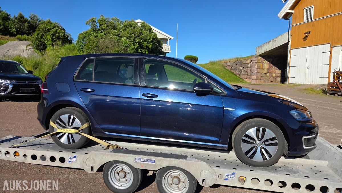 2015 Volkswagen E-GOLF 0KW Rep objekt, 136000km