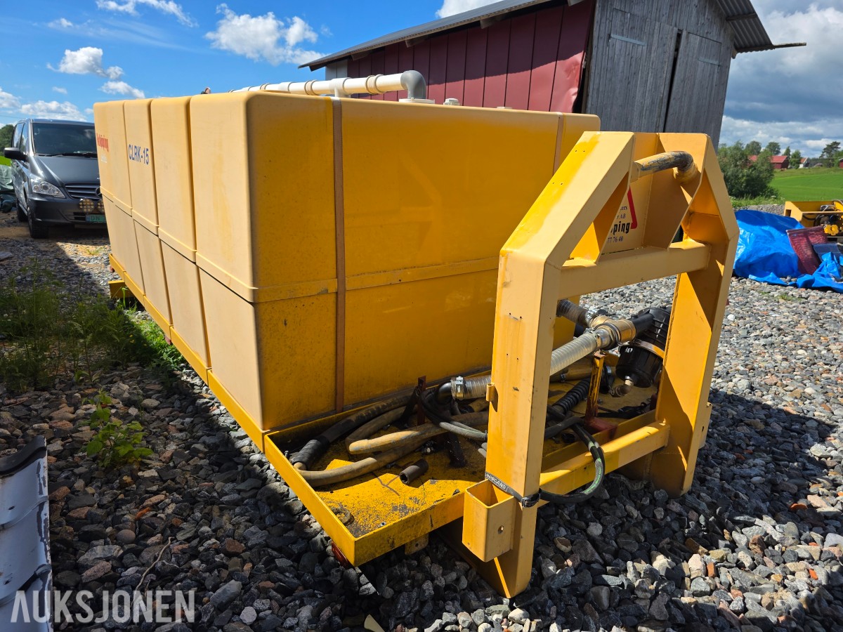 2014 Falkøping vanntanker CLRK-15 10000 liter