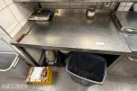Arbeidsbenk i rustfritt stål