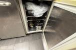 Kjølebenk i rustfritt stål – 3 dører
