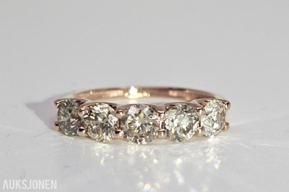1.58CT ALLIANSE DIAMANTRING I 14K GULL. HELT NATURLIGE DIAMANTER! TAKSTBREV OG SERTIFIKAT! - 72 timers auksjon