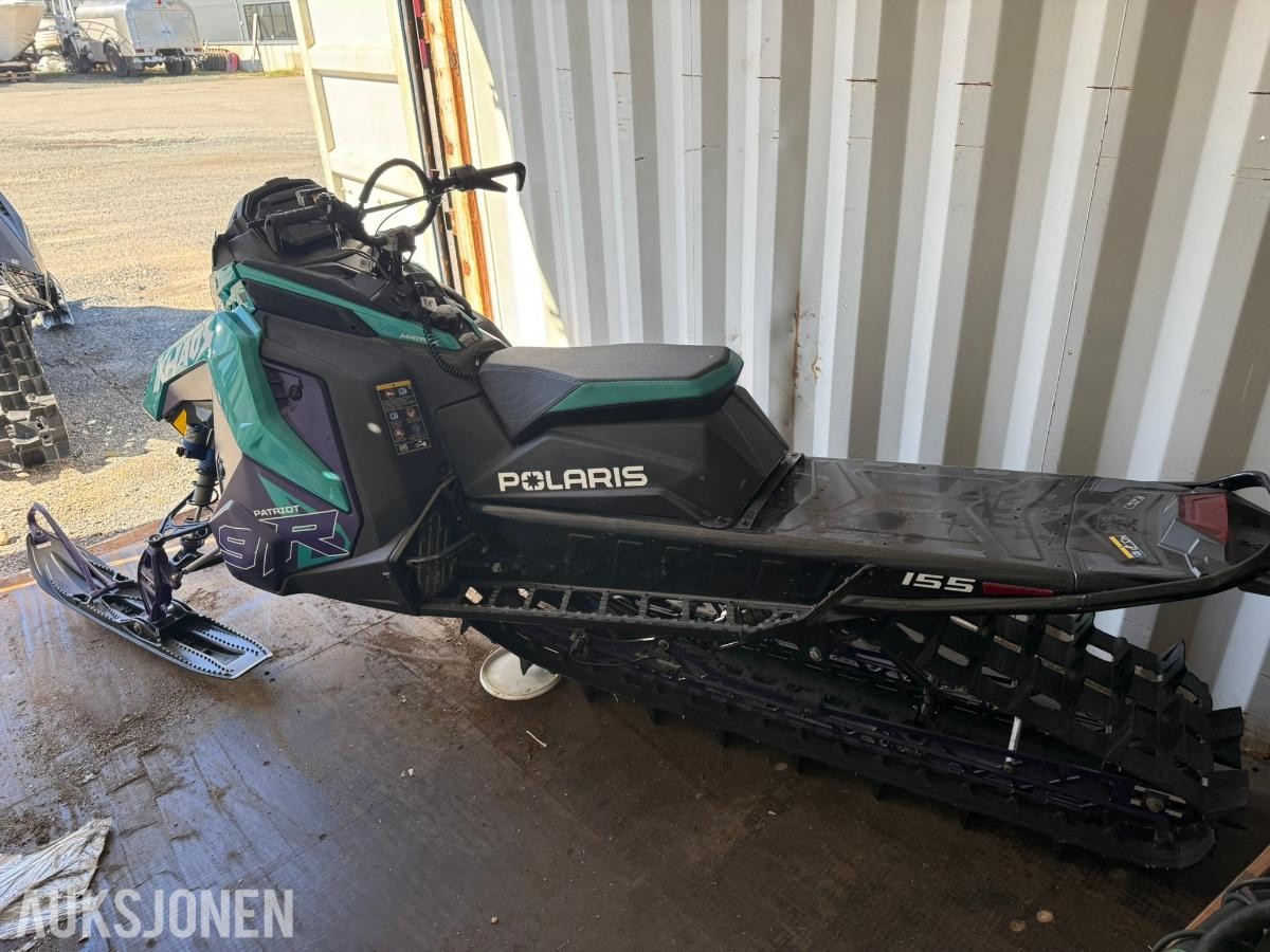 2023 Polaris 9R RMK Khaos Slash Snøscooter
