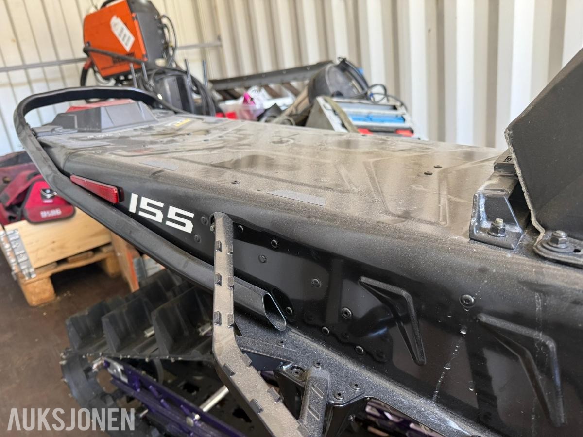 2023 Polaris 9R RMK Khaos Slash Snøscooter