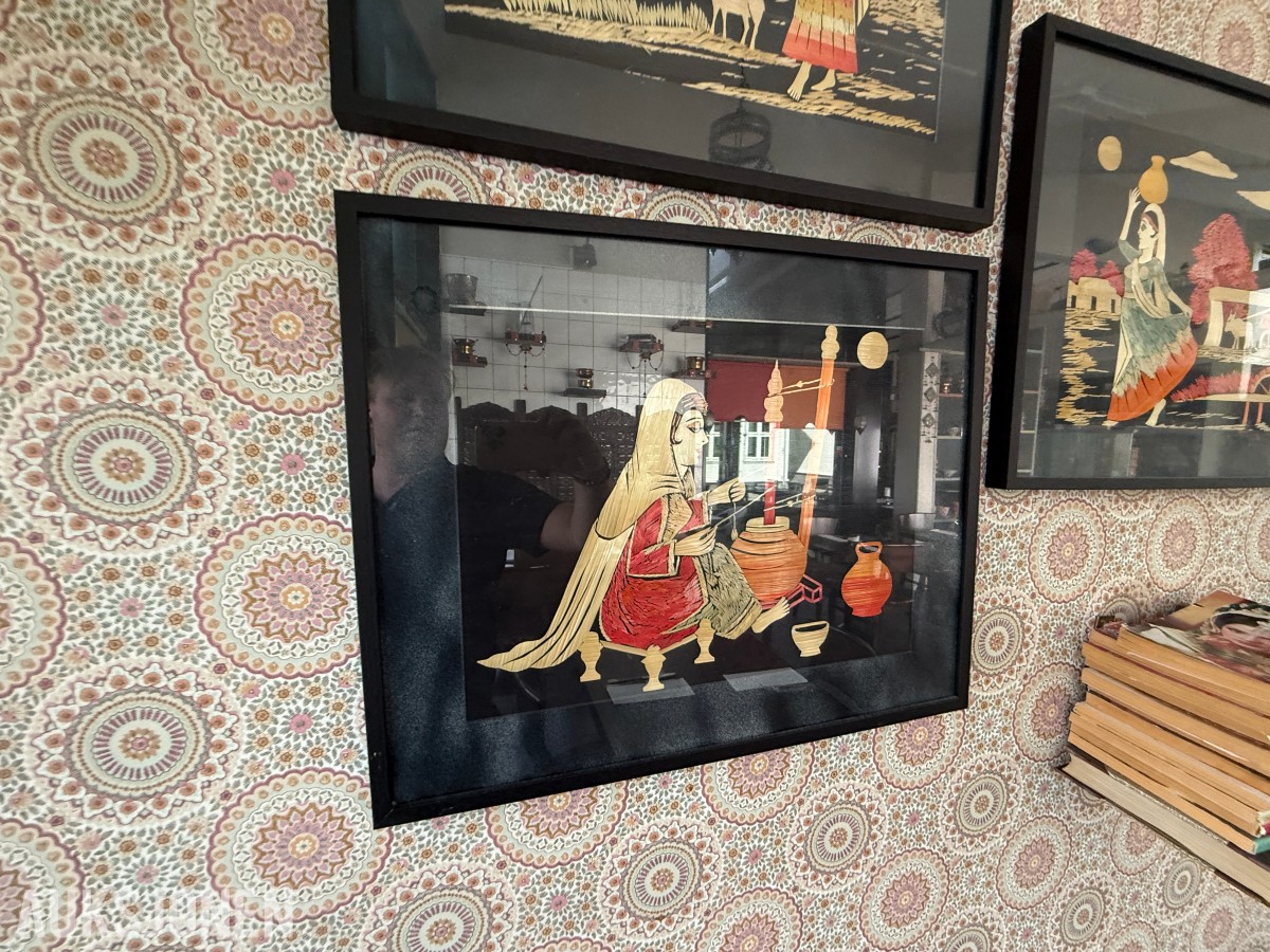 5 innrammede orientalske/indiske kunstbilder – selges samlet