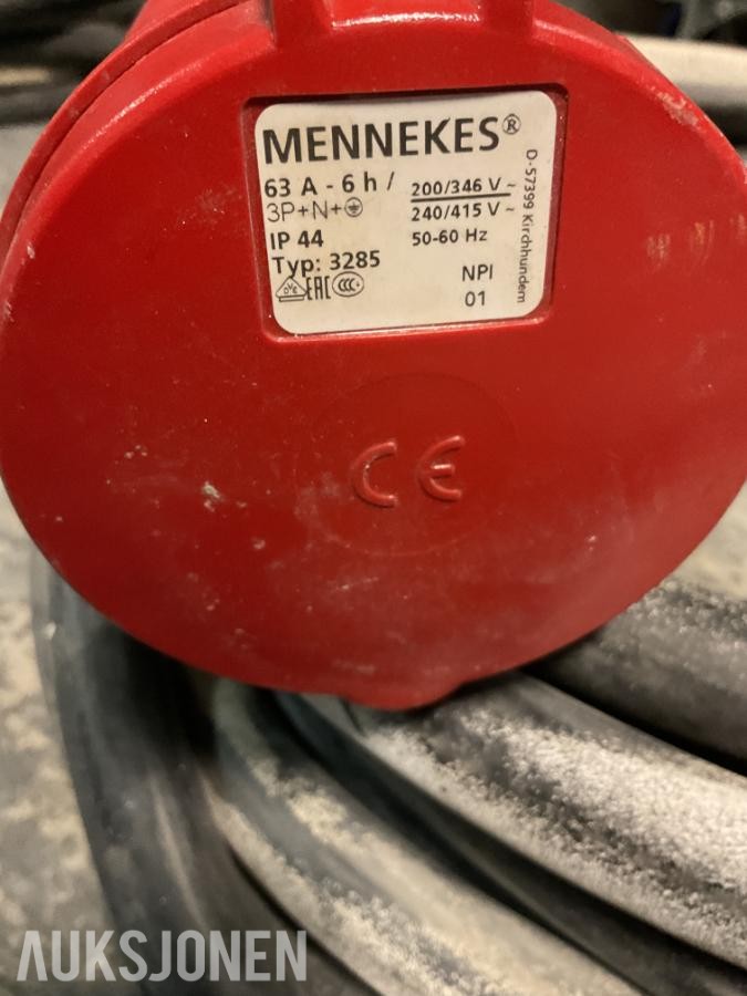 63A skjøtekabel gummikabel ca 24 meter 400V rød