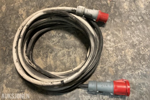63A skjøtekabel gummikabel ca 24 meter 400V rød