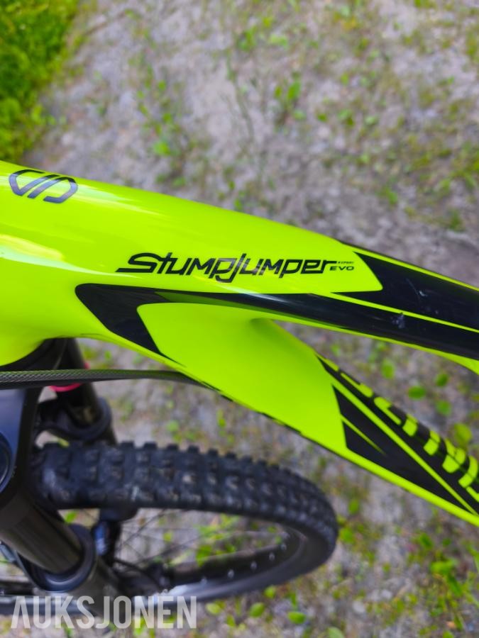 Sykkel - Specialized Stump Jumper Expert Evo Carbon