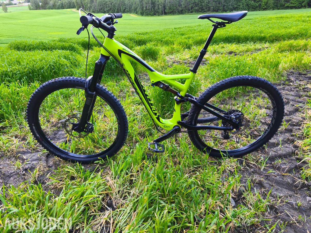 Sykkel - Specialized Stump Jumper Expert Evo Carbon