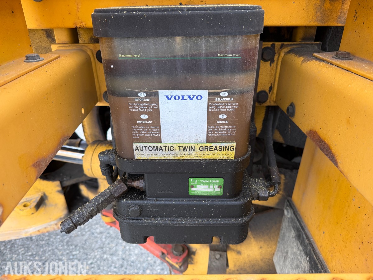1999 Volvo L120C Hjullaster, grusskuffe, spakestyring, sentralsmøring