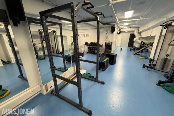Kraftig Power Rack / Squat Rack fra Pikt Fitness