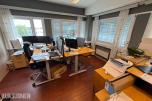 Komplett kontormiljø til salgs – kvalitetsmøbler, arbeidsstasjoner og inventar