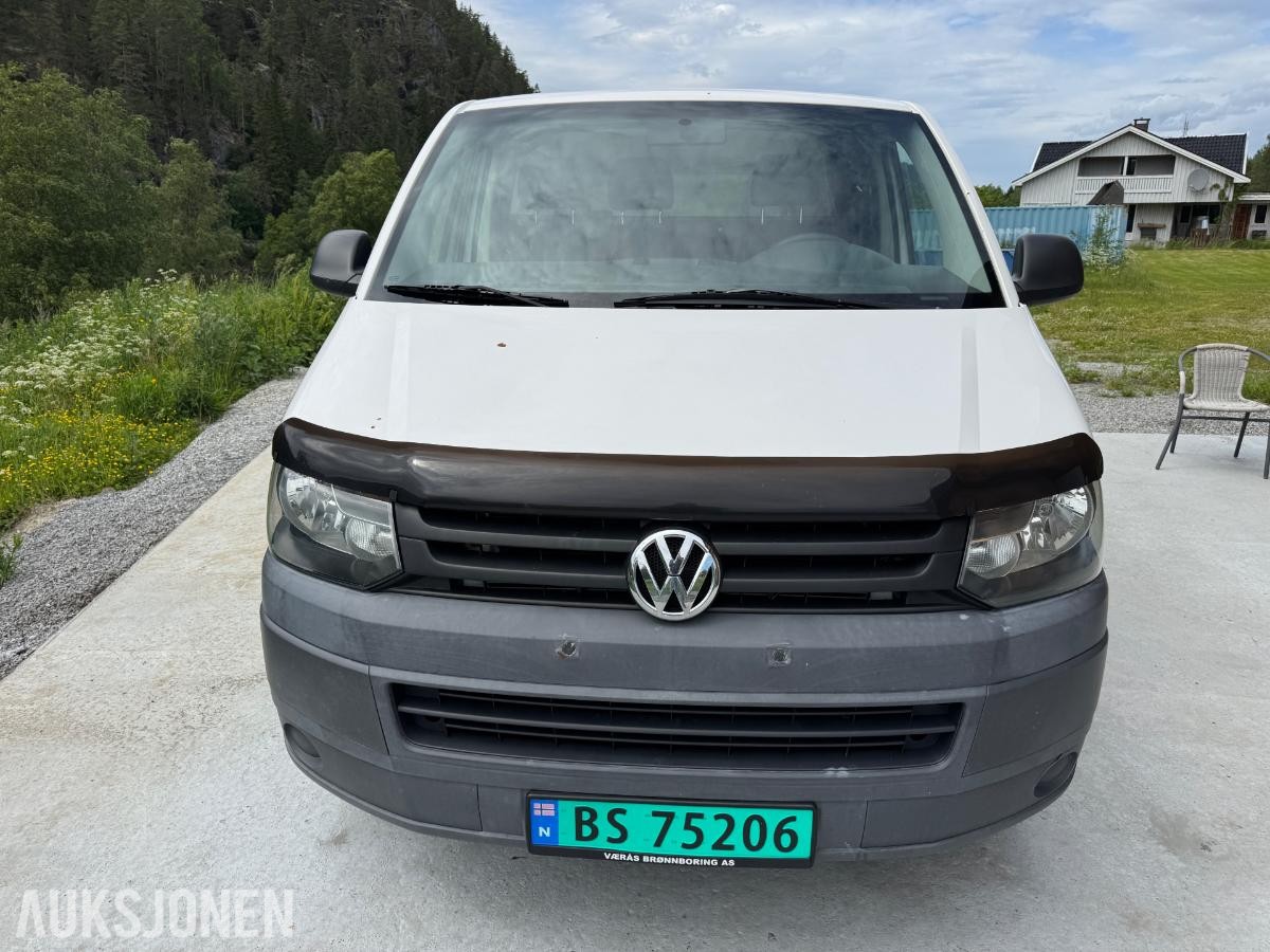 2013 Volkswagen Transporter 2.0-140 D 4MOTION / 175040km