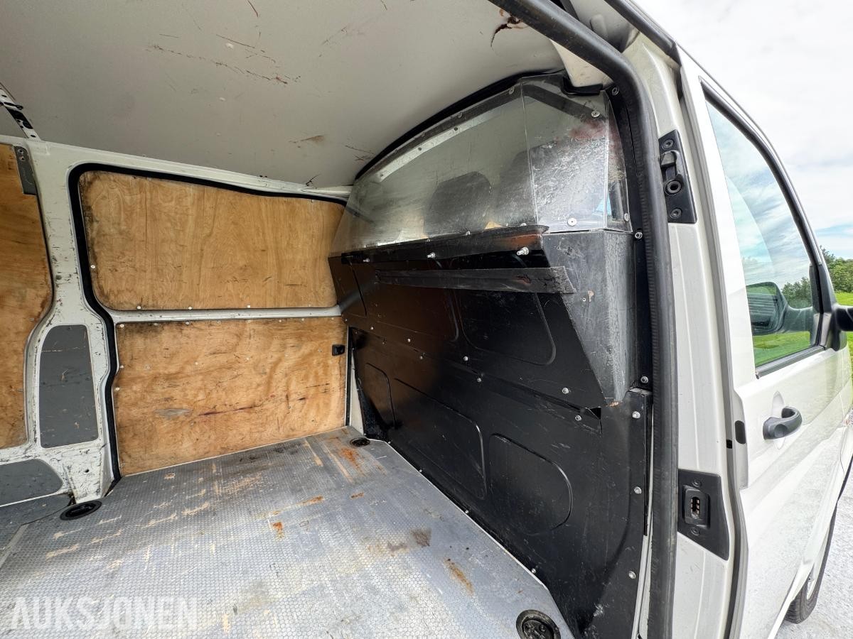 2013 Volkswagen Transporter 2.0-140 D 4MOTION / 175040km
