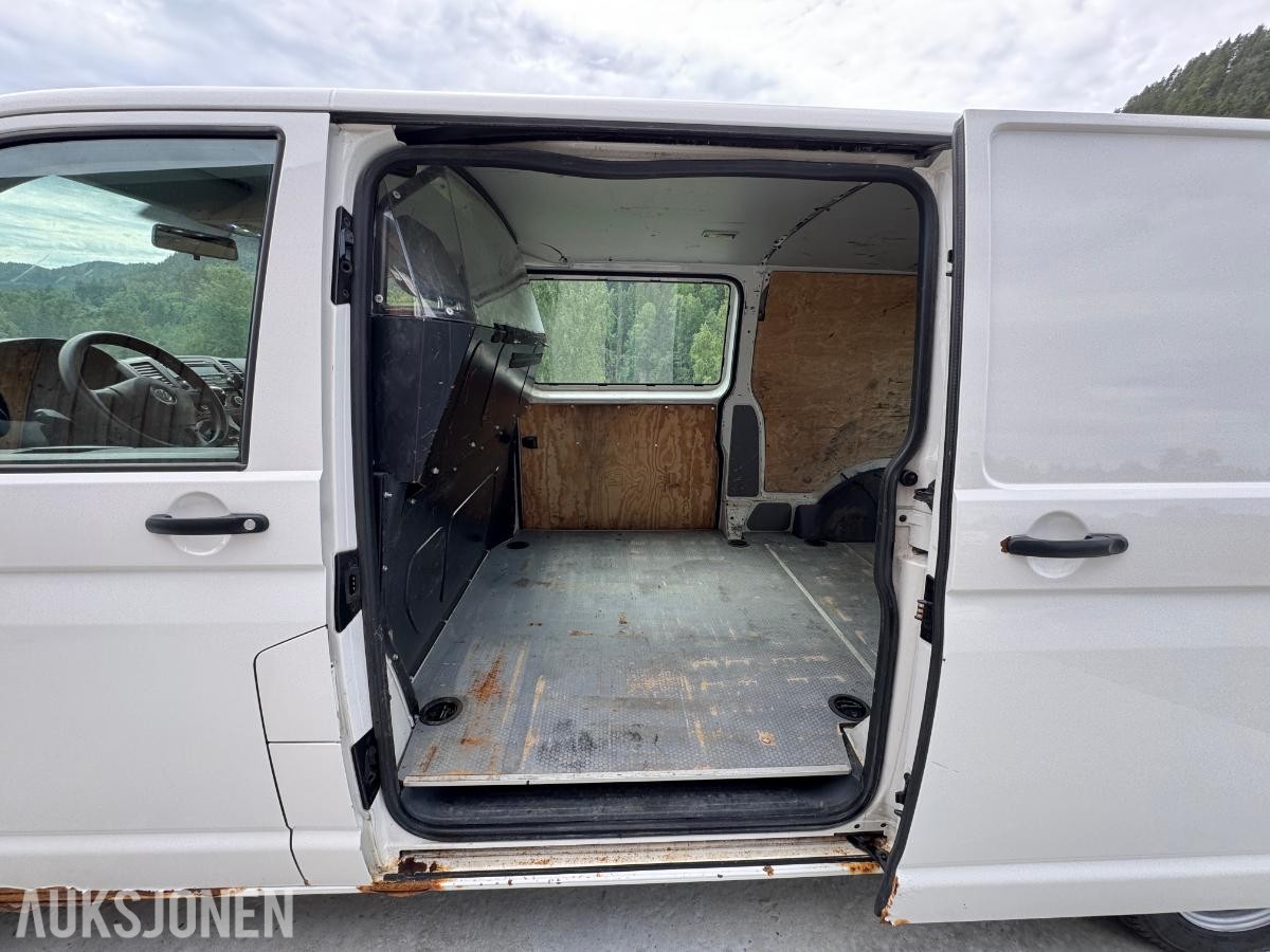 2013 Volkswagen Transporter 2.0-140 D 4MOTION / 175040km