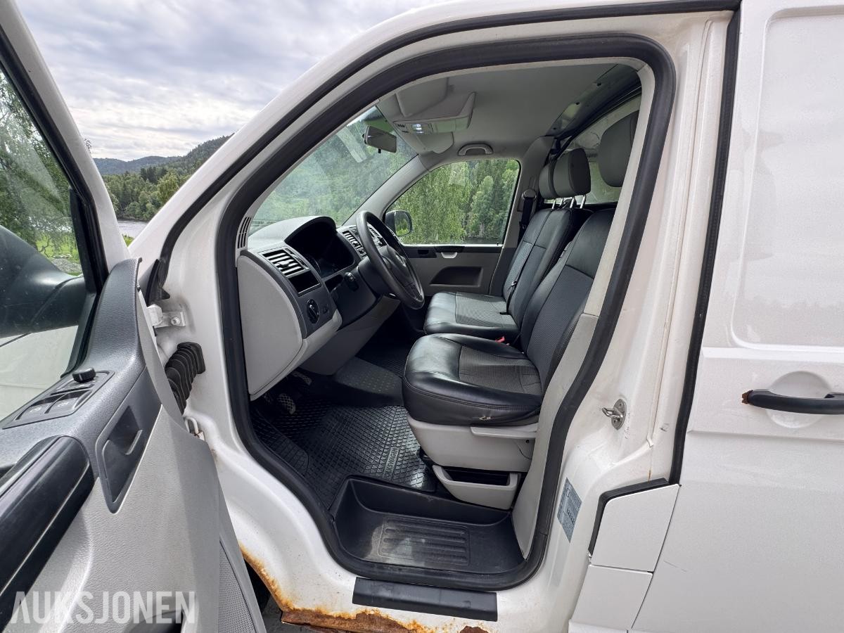 2013 Volkswagen Transporter 2.0-140 D 4MOTION / 175040km
