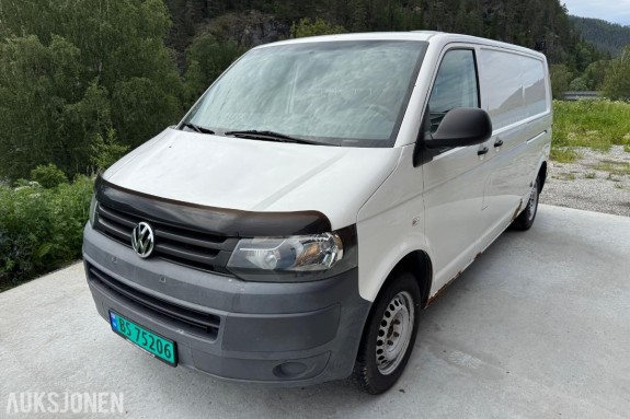 2013 Volkswagen Transporter 2.0-140 D 4MOTION / 175040km