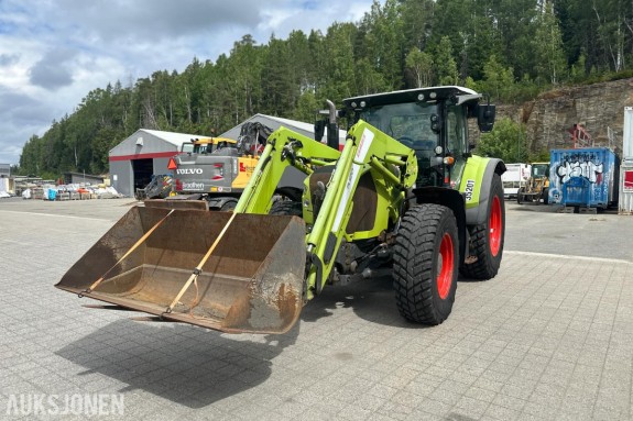 2018 Claas Arion 640 Traktor med skuffe og pallegaffel – 174 hk – 5 491 timer - EU Godkjent til 06.07.2026