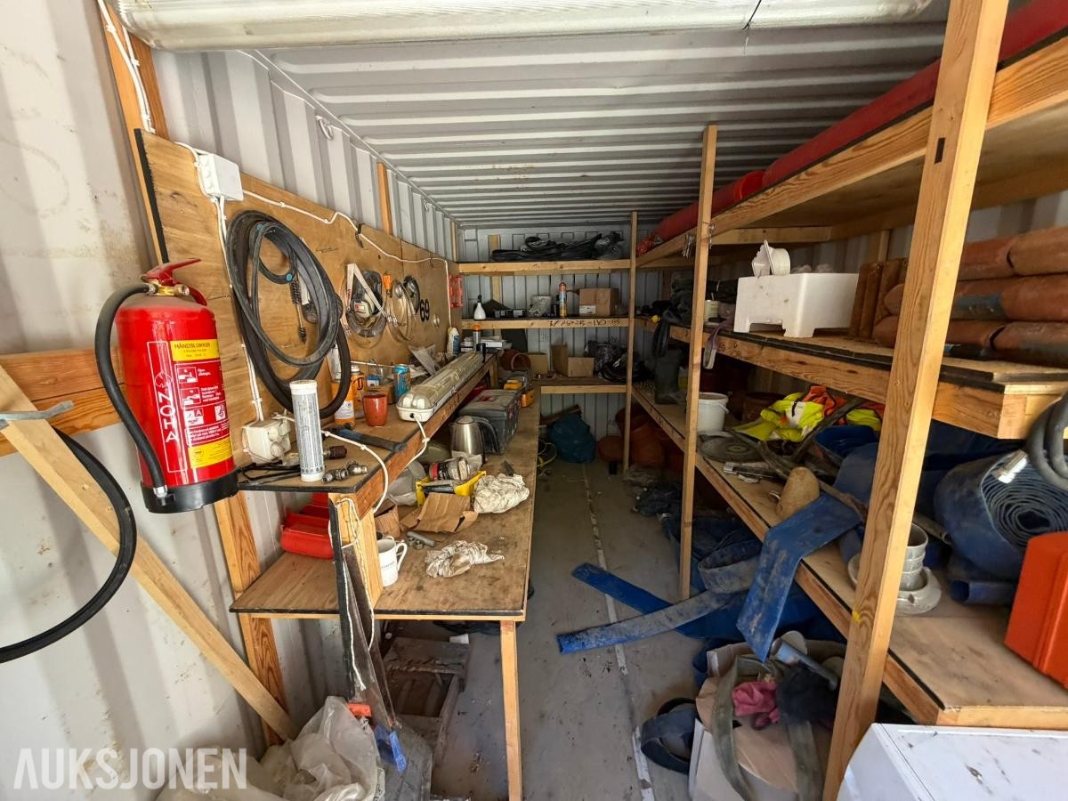20 fots stålcontainer med innredning og utstyr