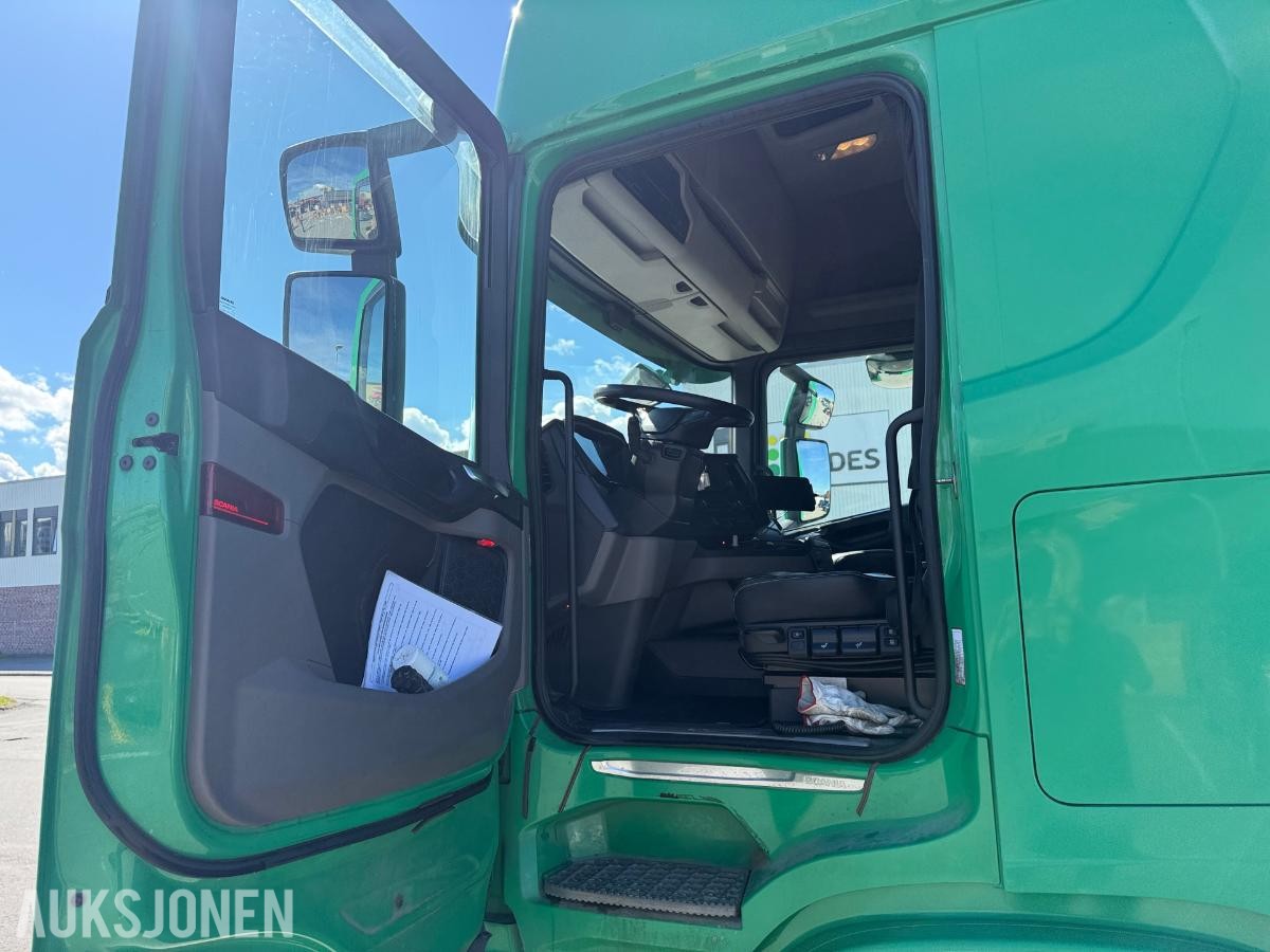 2023 Scania R590 XT Med He-Plan Fliskassehenger