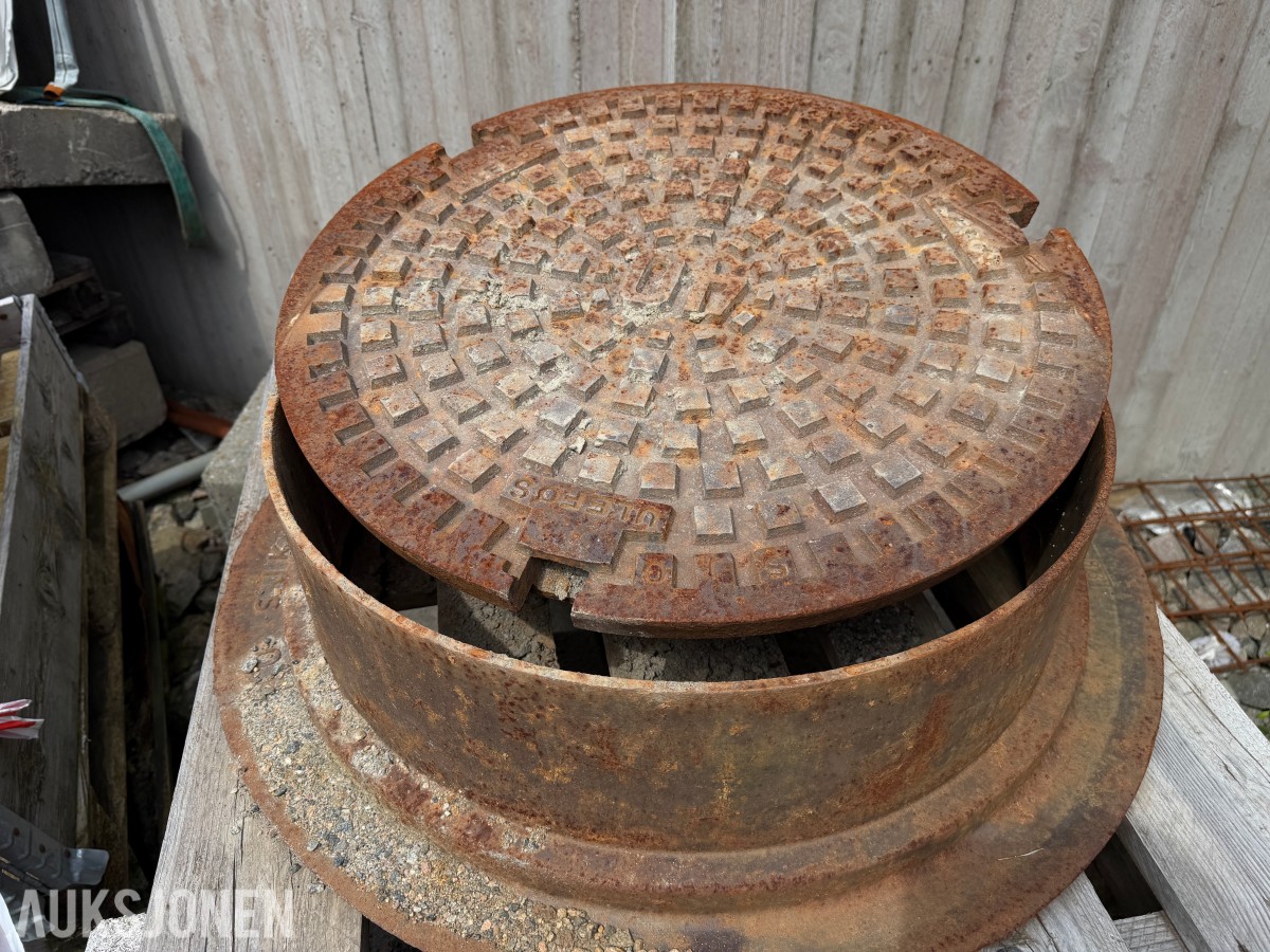 ULEFOS KUMLOKK MED KUMRING – Ø CA. 650 MM