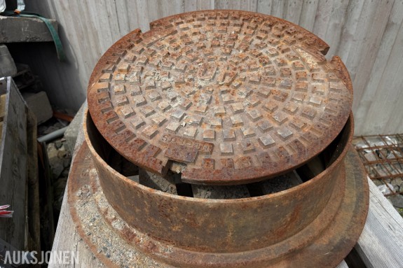 ULEFOS KUMLOKK MED KUMRING – Ø CA. 650 MM