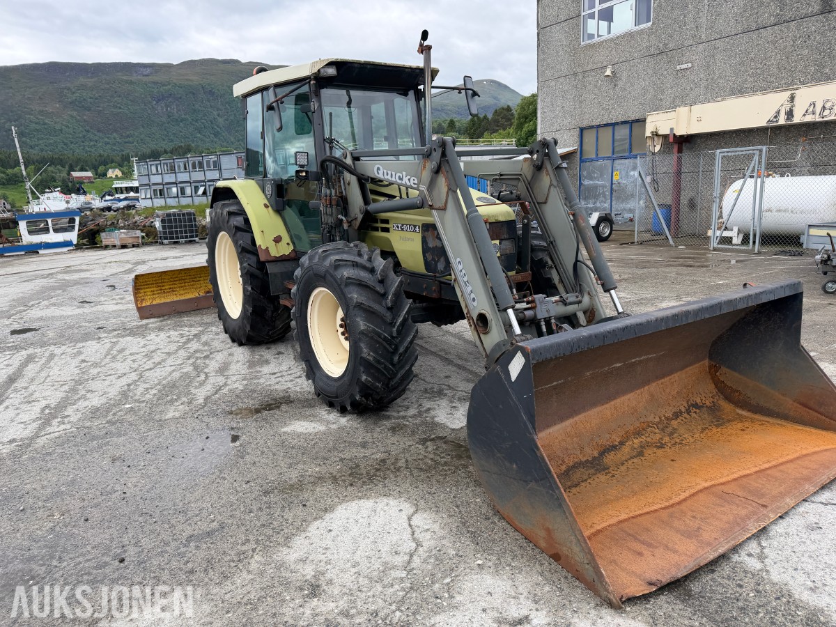 2003 Hurlimann XT 910.4