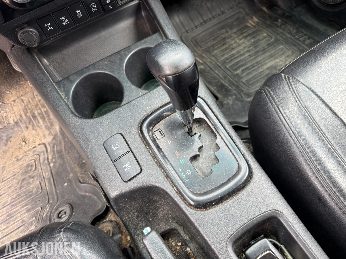 2019 Toyota HiLux, 2,4 150hk 4WD aut 4d, 192000km