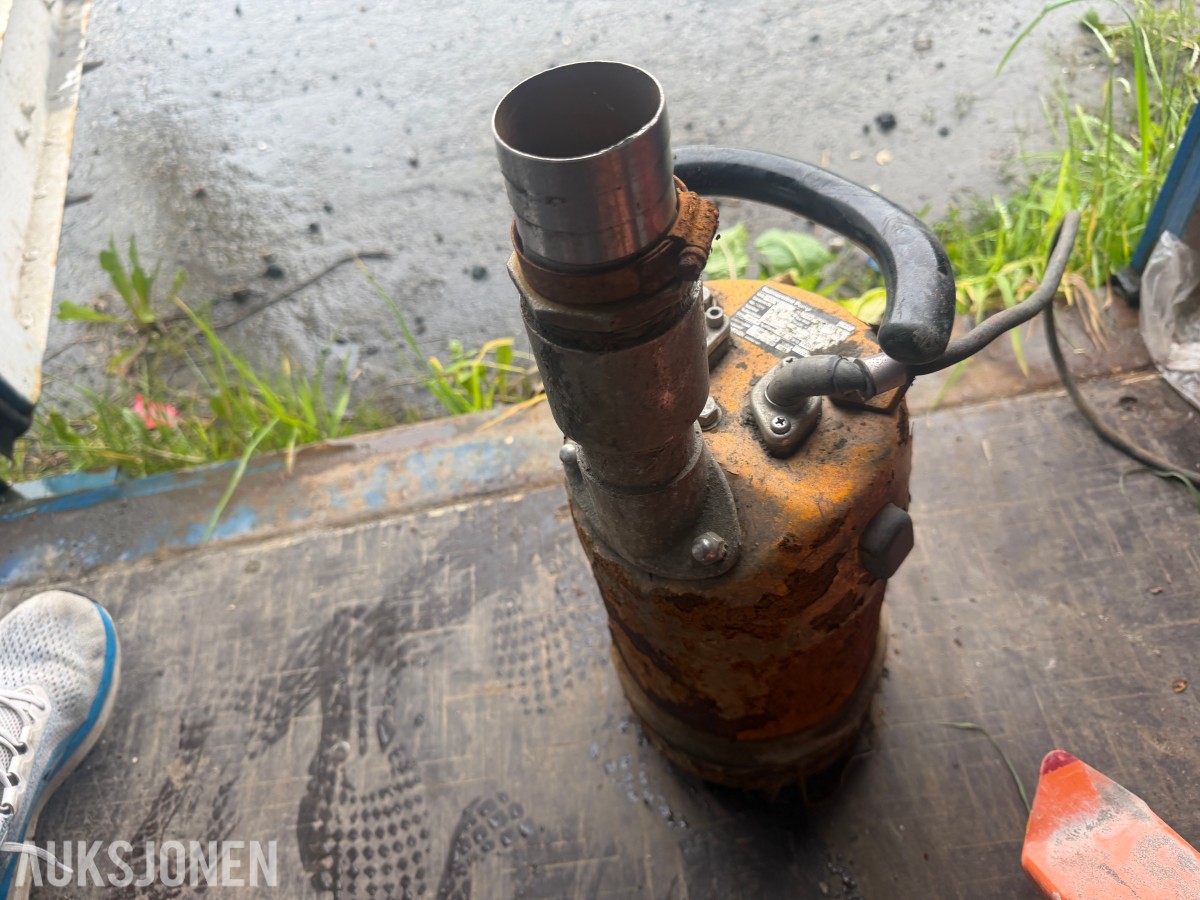 Flatruller/layflat-slanger med nedsenkbar pumpe med nedsenkbar pumpe