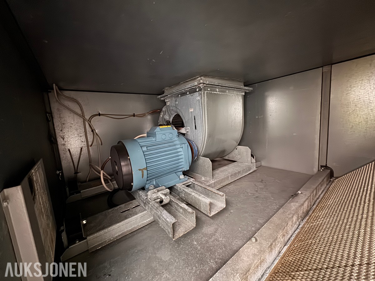 Fläkt og ABB ventilasjonsaggregat med varmegjenvinning