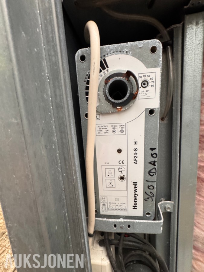 Fläkt og ABB ventilasjonsaggregat med varmegjenvinning