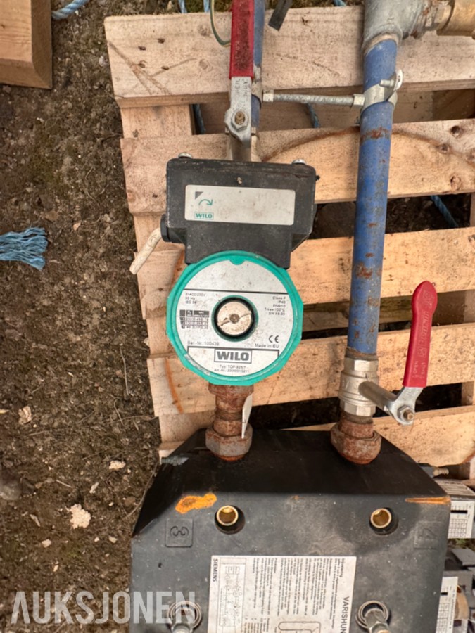 Fläkt og ABB ventilasjonsaggregat med varmegjenvinning