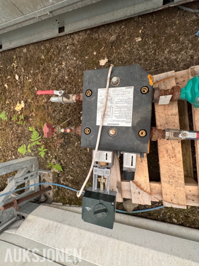 Fläkt og ABB ventilasjonsaggregat med varmegjenvinning