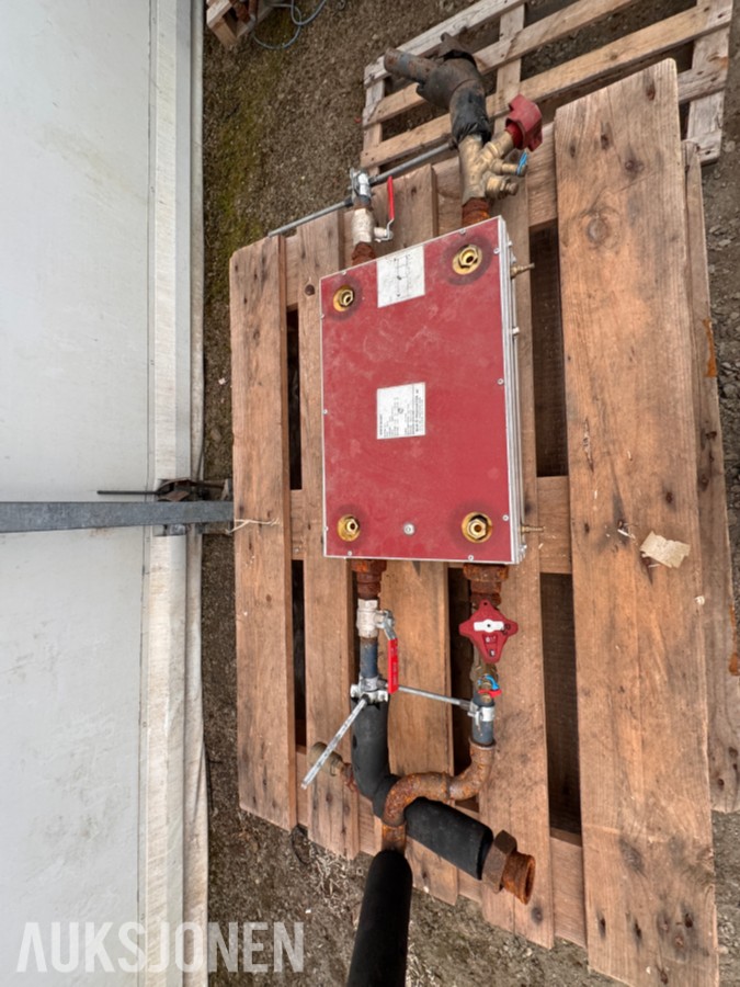 Fläkt og ABB ventilasjonsaggregat med varmegjenvinning