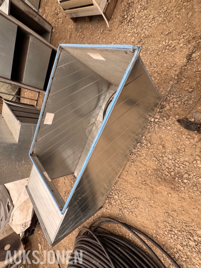 Fläkt og ABB ventilasjonsaggregat med varmegjenvinning