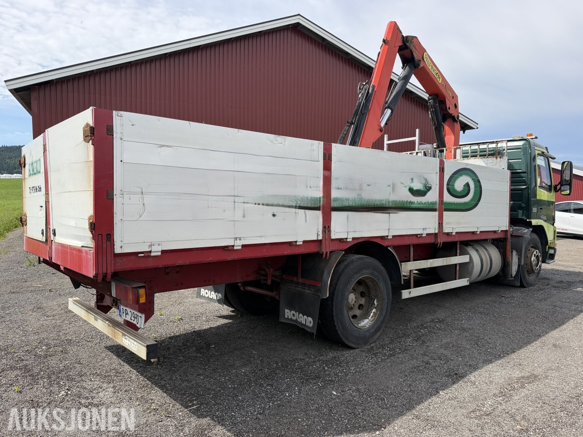 1999 Volvo FM 7 4X2 kranbil / Palfinger
