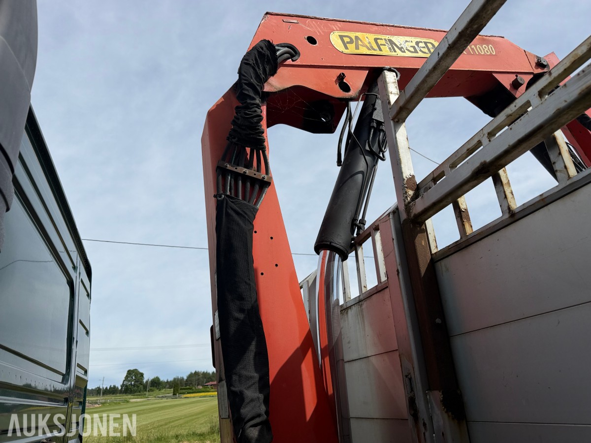 1999 Volvo FM 7 4X2 kranbil / Palfinger