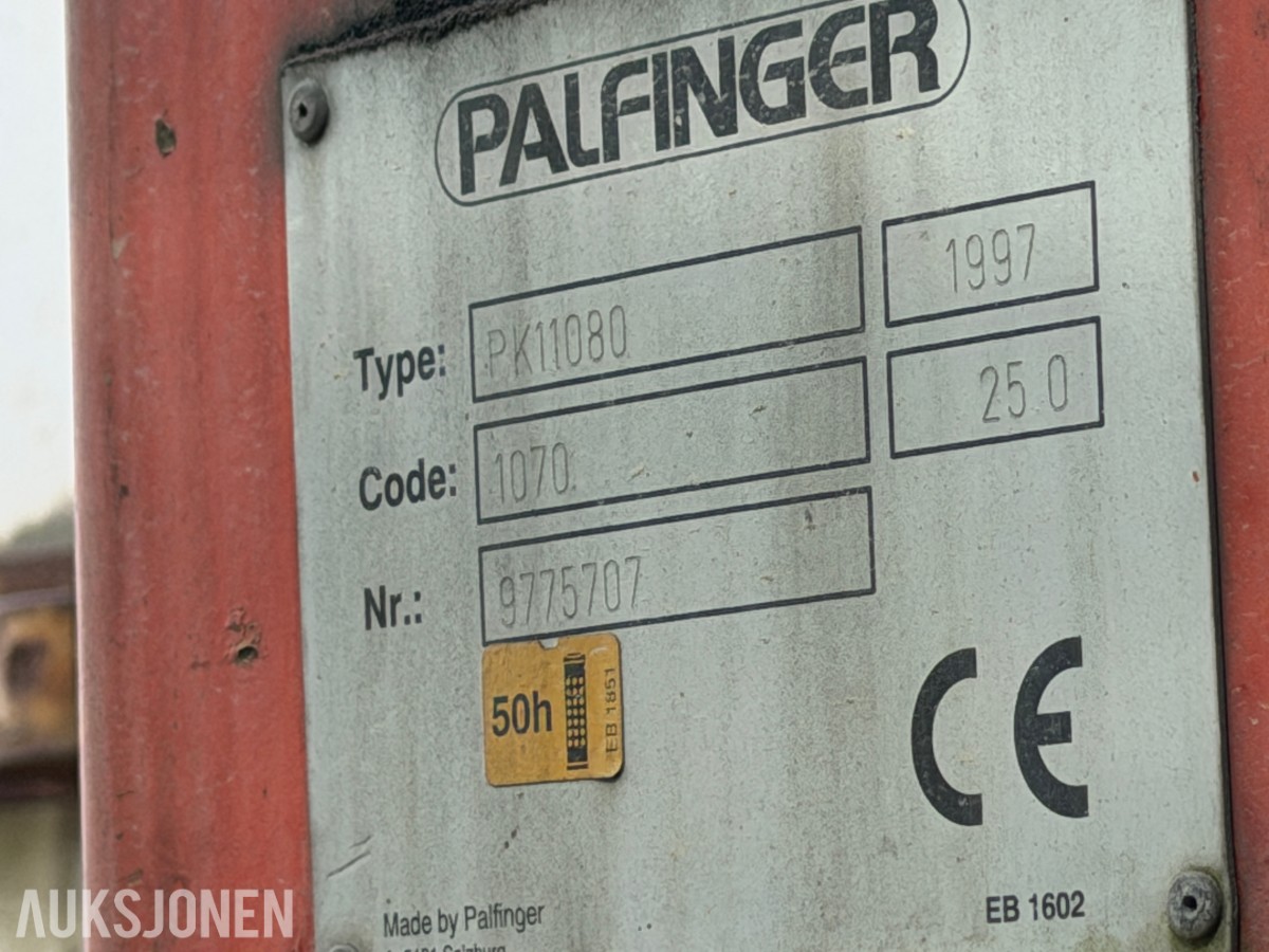 1999 Volvo FM 7 4X2 kranbil / Palfinger