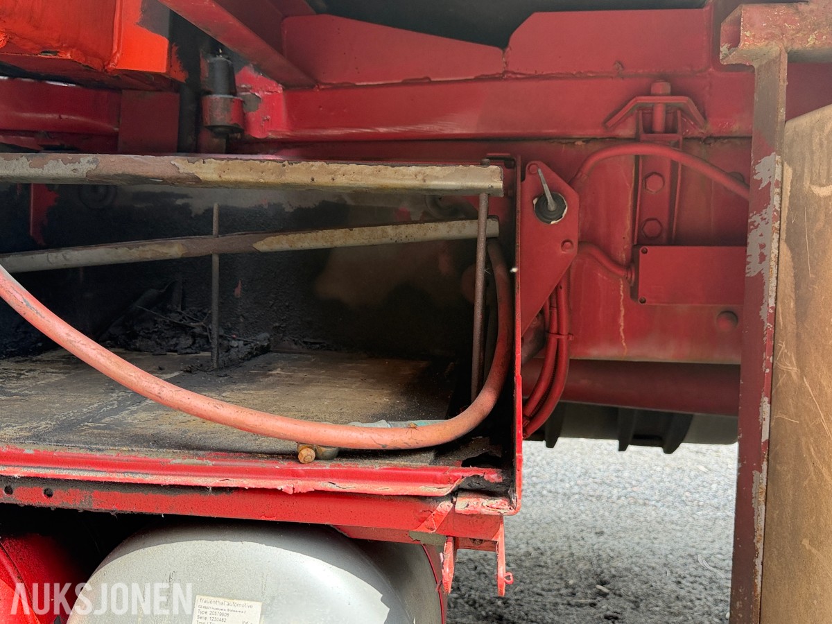 1999 Volvo FM 7 4X2 kranbil / Palfinger