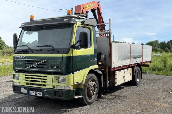 1999 Volvo FM 7 4X2 kranbil / Palfinger