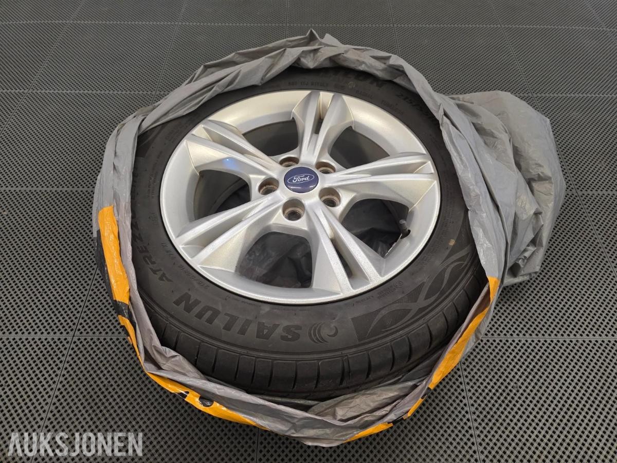 2013 Ford Focus 125HK Automatgir 5 dørs , 162000km