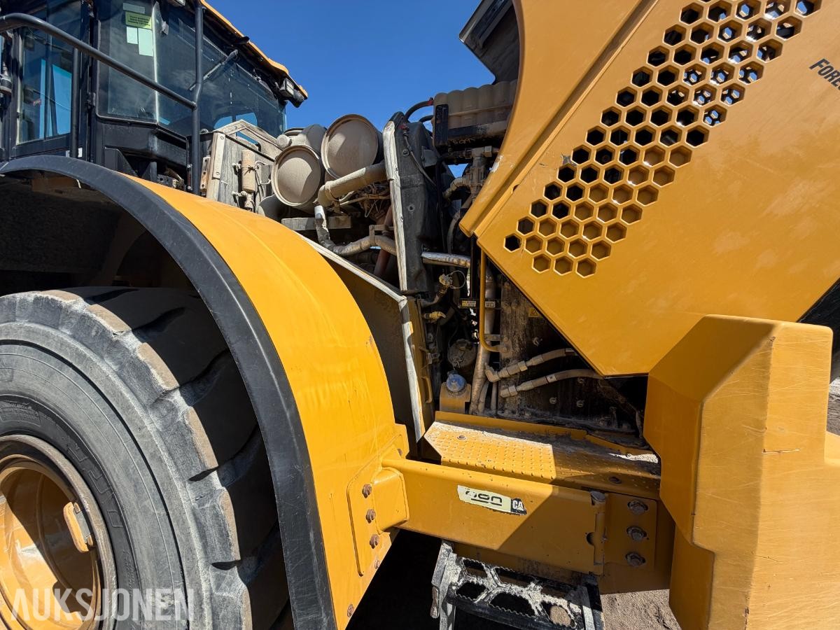 2015 Cat 966M HJULLASTER, VEKT, SENTRALSMØRING,SERVICEHISTORIKK
