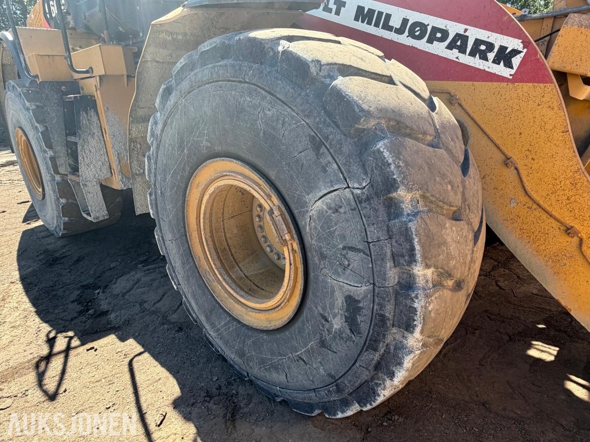 2015 Cat 966M HJULLASTER, VEKT, SENTRALSMØRING,SERVICEHISTORIKK