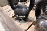 Eleiko treningsutstyr - manualer, kettlebells, treningsbenk, Trap Bar og manualstativ