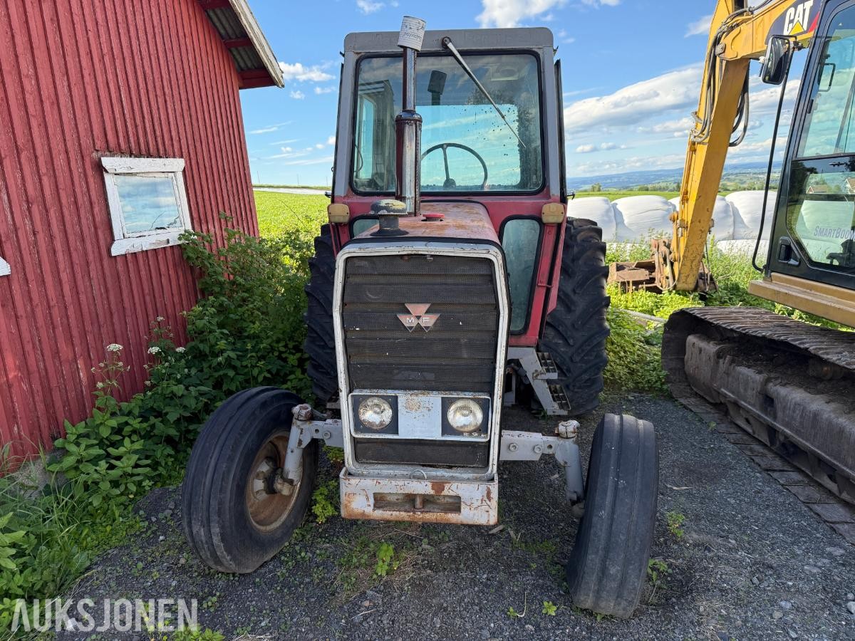 1977 Massey Ferguson 590-Med nyoverhalt motor