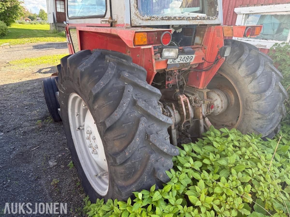 1977 Massey Ferguson 590-Med nyoverhalt motor