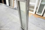 PARTI MED PVC-VINDUER OG SPESIALVINDU – 6 STK VINDUER MED ISOLERGLASS