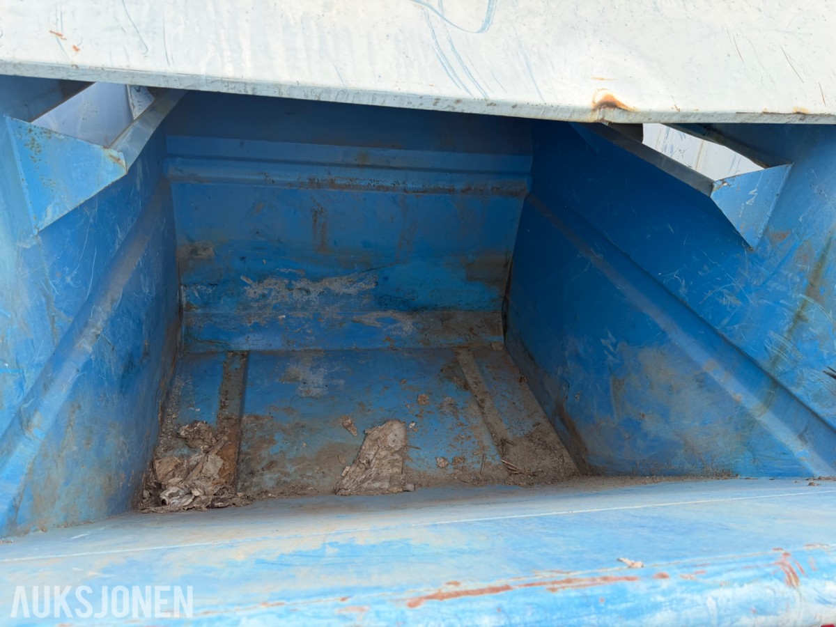 Container