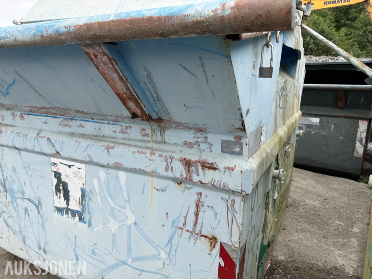 Container
