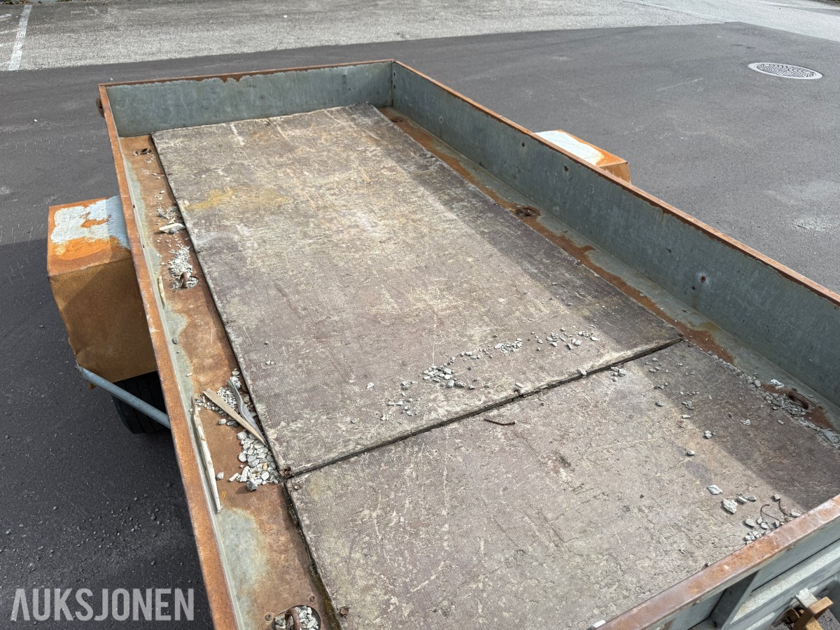 2007 BK-hengeren tipphenger 1000 kg